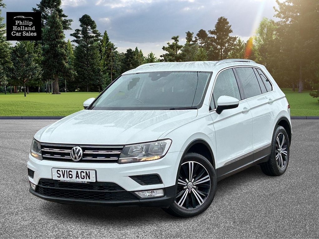 Volkswagen Tiguan Suv White