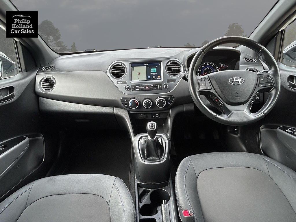 Hyundai I10 Se Red #7