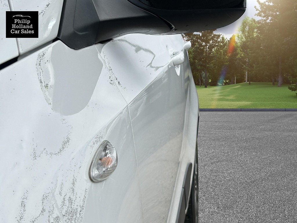 Hyundai I10 Hatchback White