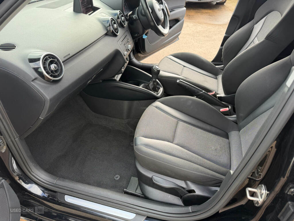 Audi A1 1.4 Sportback Tfsi Sport 122 Bhp Red #18