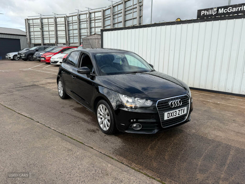 Audi A1 1.6 Tdi Sport Black #5
