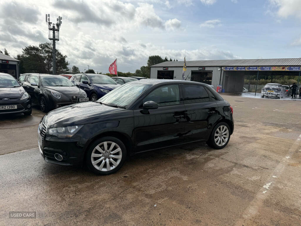 Audi A1 1.4 Sportback Tfsi Sport 122 Bhp Red #8