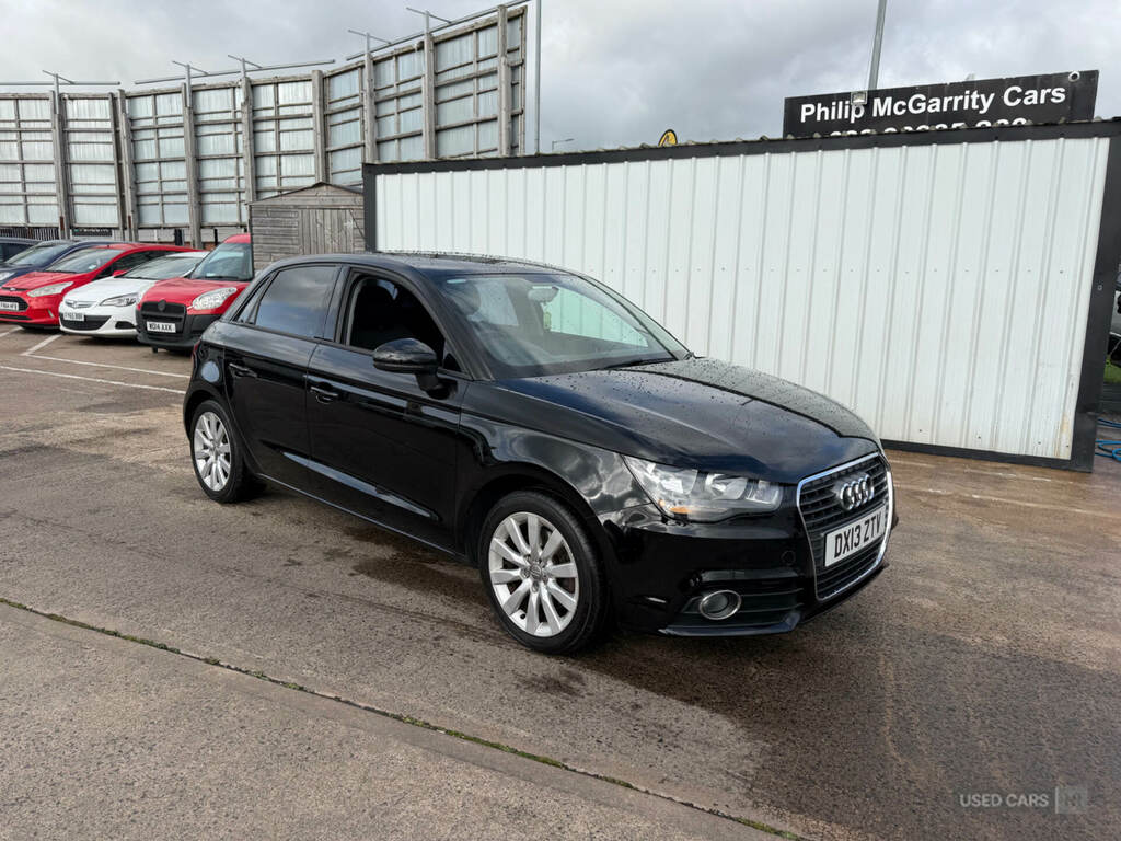 Audi A1 1.6 Tdi Sport Black #4