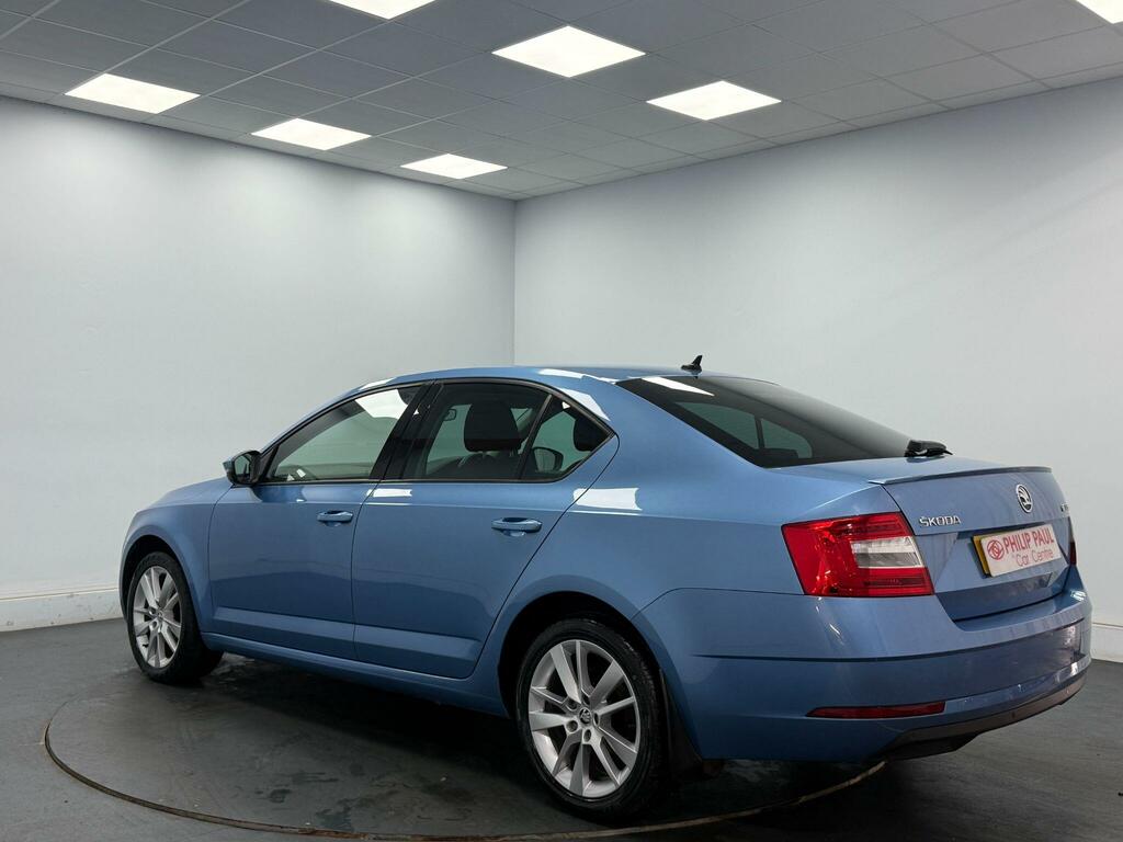 Skoda Octavia 1.5 Tsi Se L Blue #5