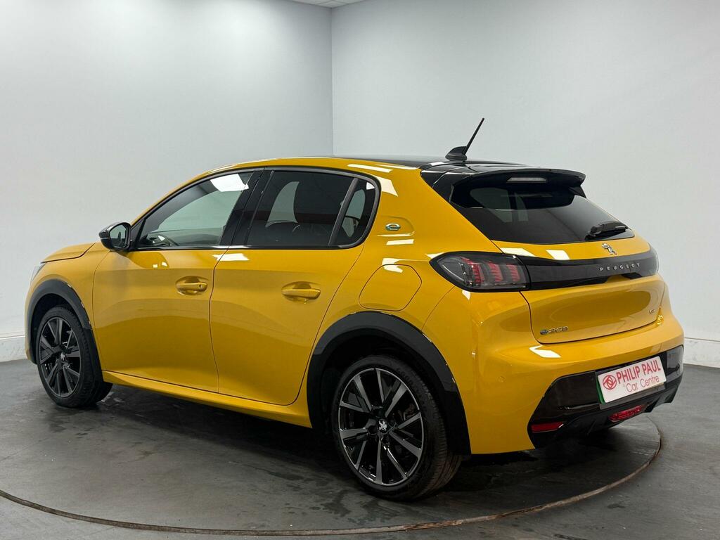 Peugeot e-208 100Kw Gt 50Kwh Yellow #5