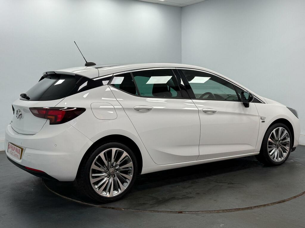 Vauxhall Astra 1.2 Turbo 145 Griffin Edition White #3