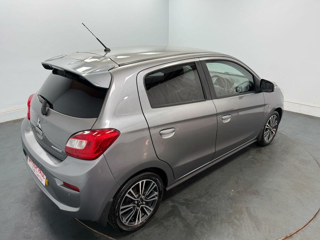 Mitsubishi Mirage 1.2 Juro White #40
