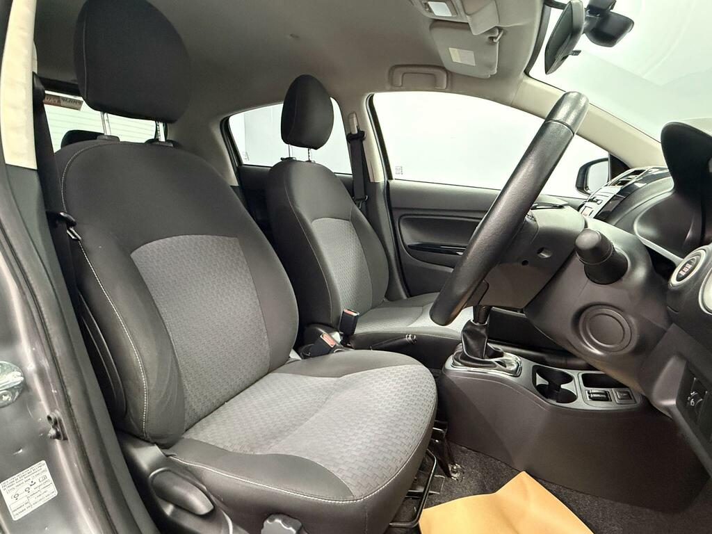 Mitsubishi Mirage 1.2 Juro White #12