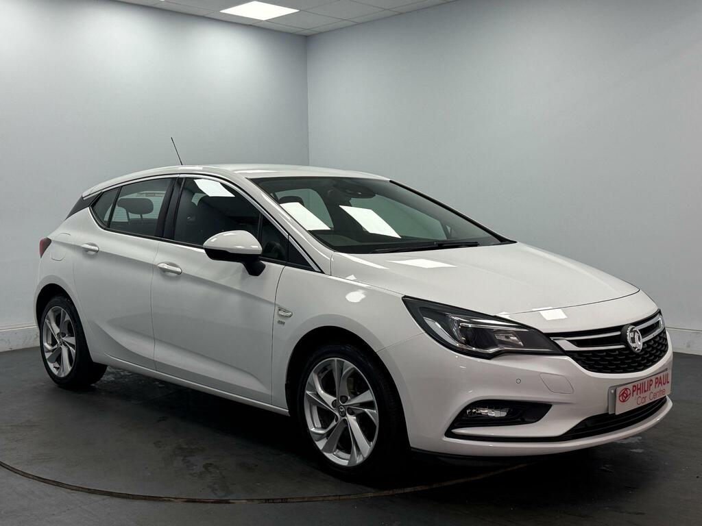 Vauxhall Astra 1.4T 16V 150 Sri White