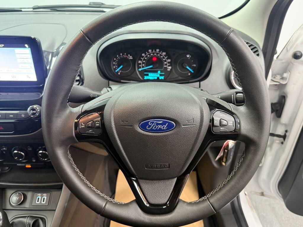 Ford KA+ 1.2 Zetec White #6