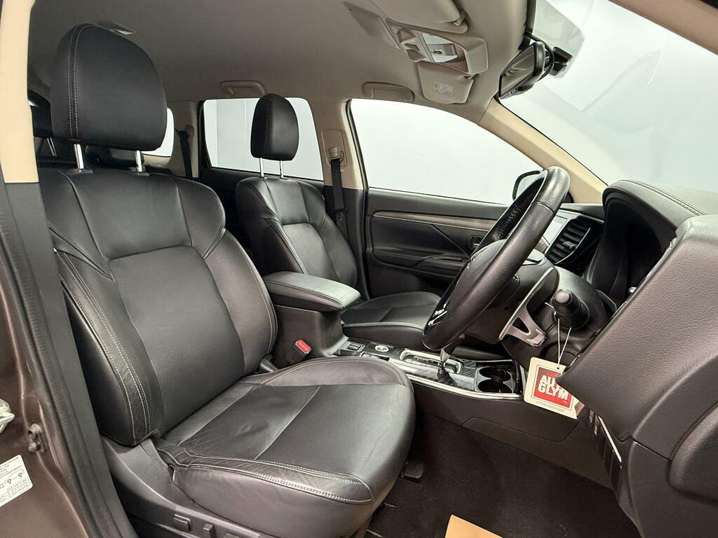 Mitsubishi Outlander Phev Dynamic 5-Door Black #14