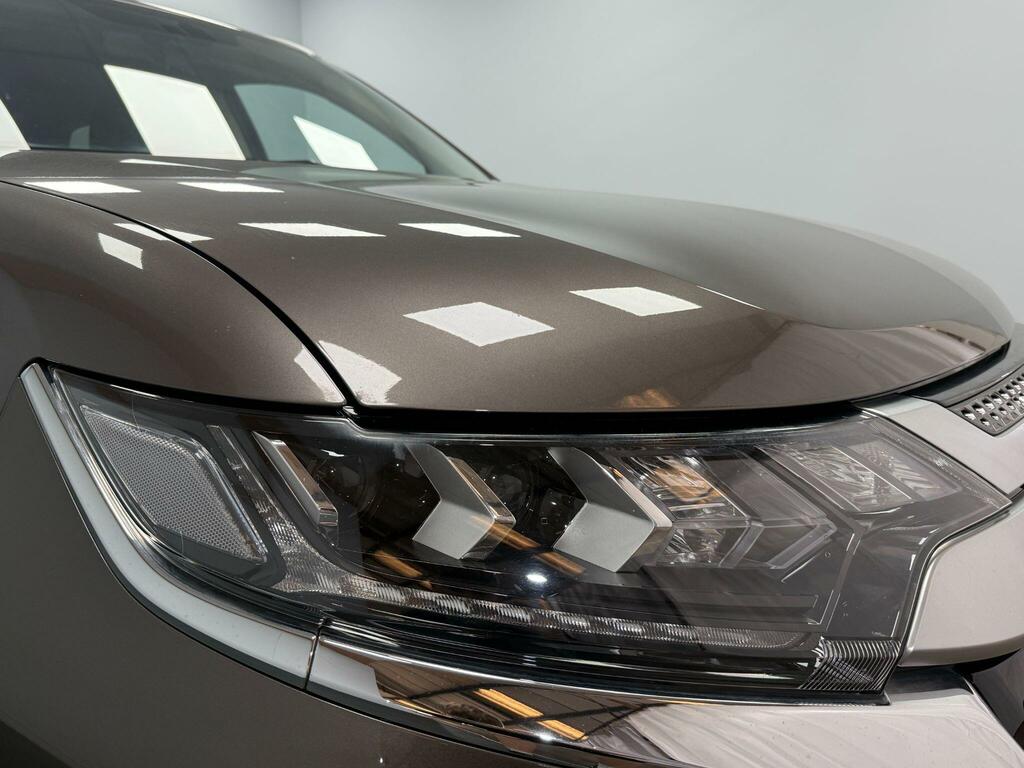 Mitsubishi Outlander Phev Dynamic 5-Door Black #36