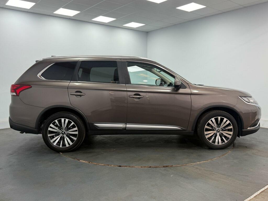 Mitsubishi Outlander Phev Dynamic 5-Door Black #31