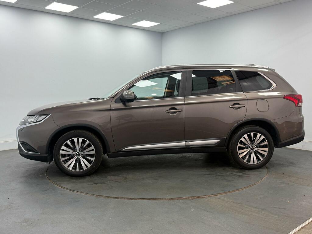 Mitsubishi Outlander Phev Dynamic 5-Door Black #32