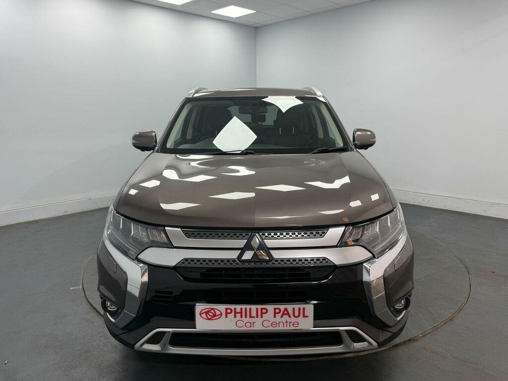 Mitsubishi Outlander Phev Dynamic 5-Door Black #47