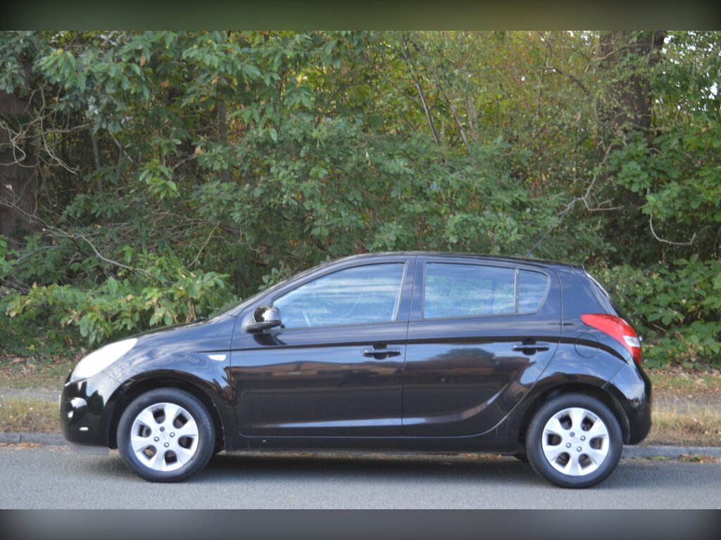 Hyundai I20 1.4 Comfort Hatchback Euro 4 99 Black #3