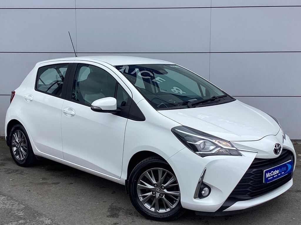 Toyota Yaris 1.5 Vvt-i Icon Hatchback Euro 6 White