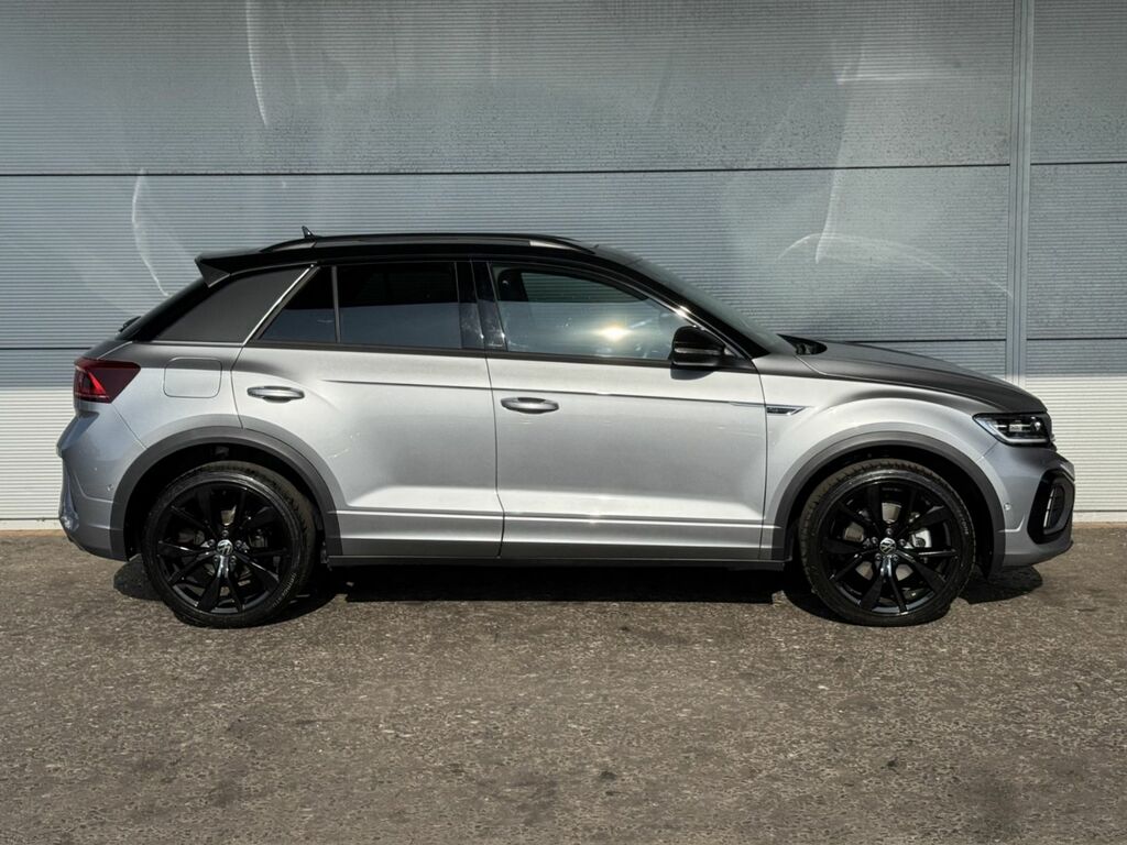 Volkswagen T-Roc 1.5 Tsi Black Edition Plus 150 Bhp Dsg Silver #3