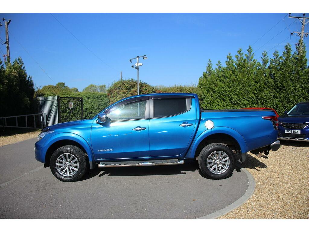 Mitsubishi L200 Pickup Blue #3