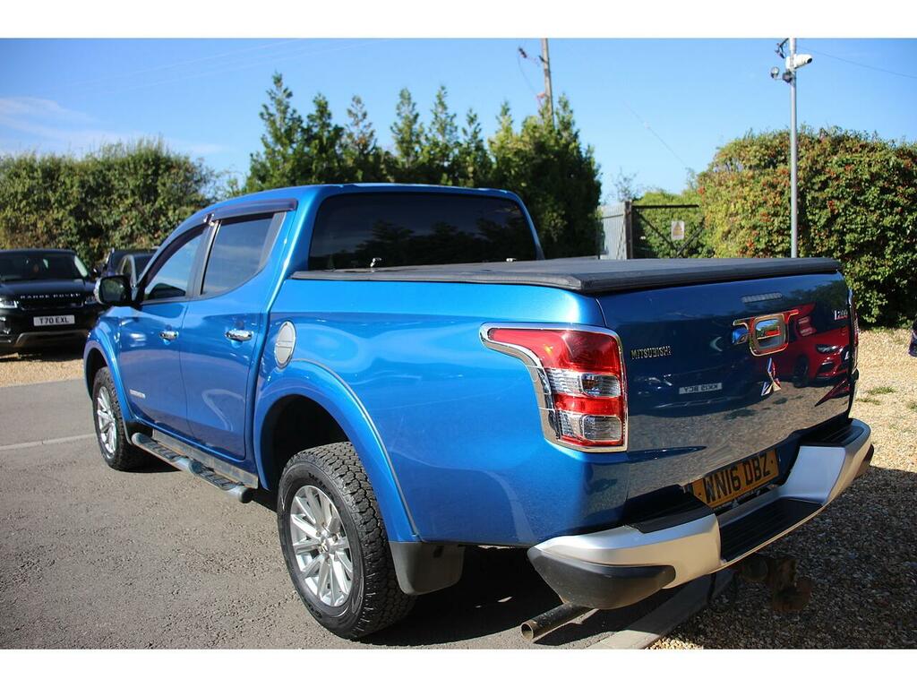 Mitsubishi L200 Pickup Blue #4