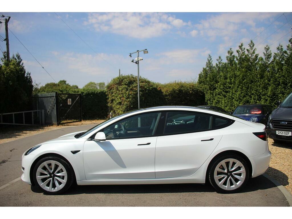 Tesla Model 3 Saloon White #5