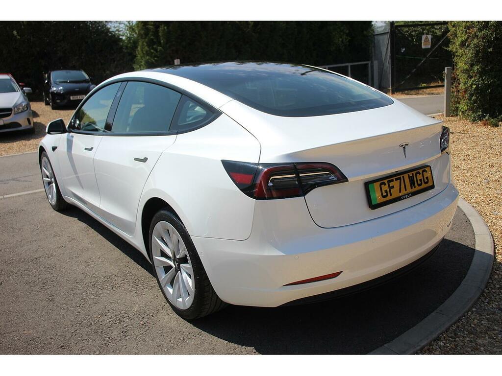 Tesla Model 3 Saloon White #6