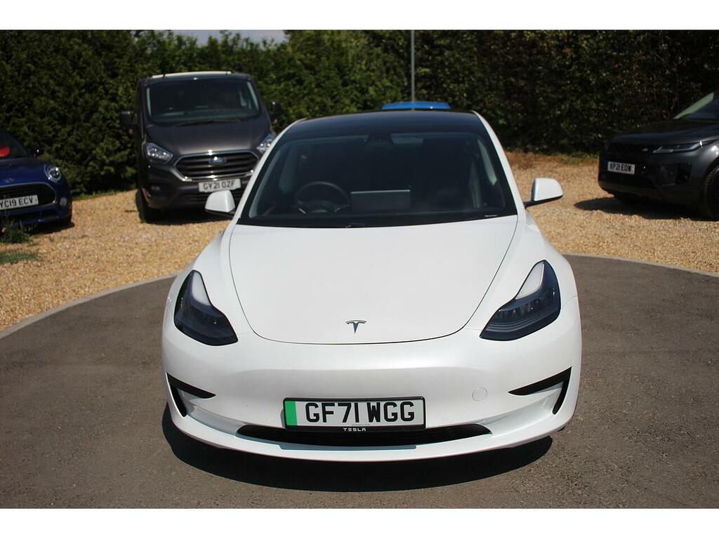 Tesla Model 3 Saloon White #2