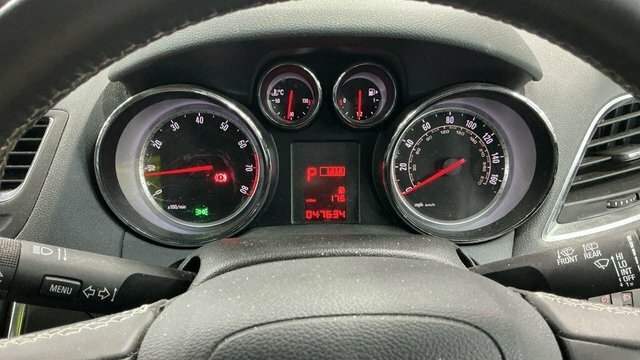 Vauxhall Mokka 1.4L Se White #12
