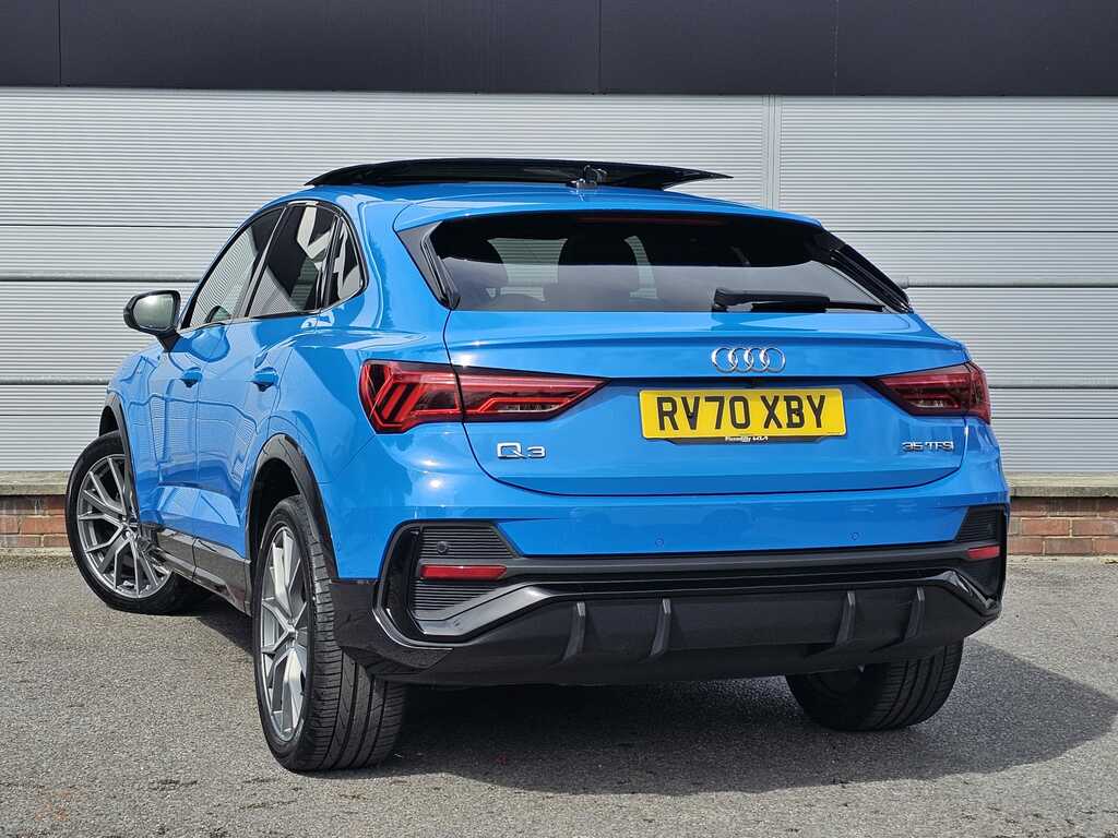 Audi Q3 1.5 Tfsi Cod 35 Vorsprung Sportback S T Blue #4