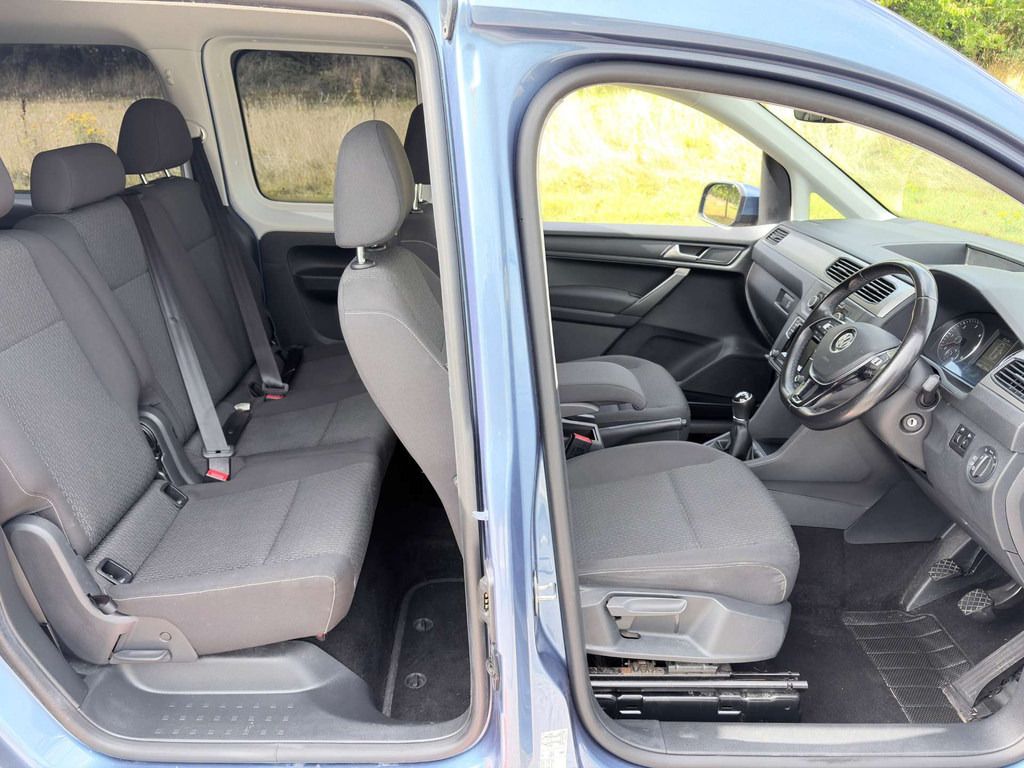 Volkswagen Caddy Maxi Life 2L Null Blue #7
