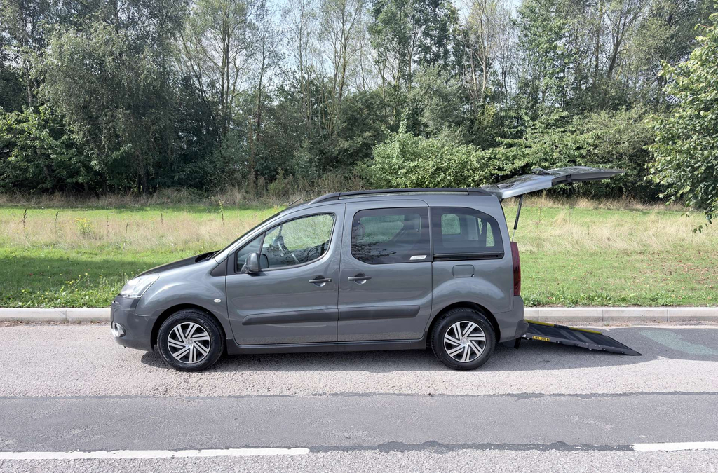 Citroen Berlingo Xtr E-hdi 5 Seats Wheelchair Accessible Grey