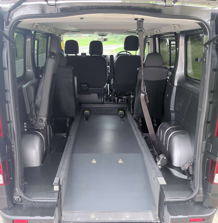 Renault Trafic 6 U6813 Ulez White #6
