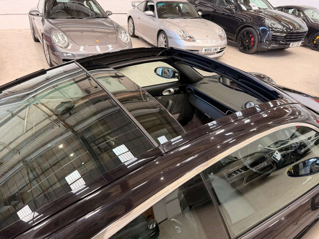 Porsche 911 2dr Silver #9