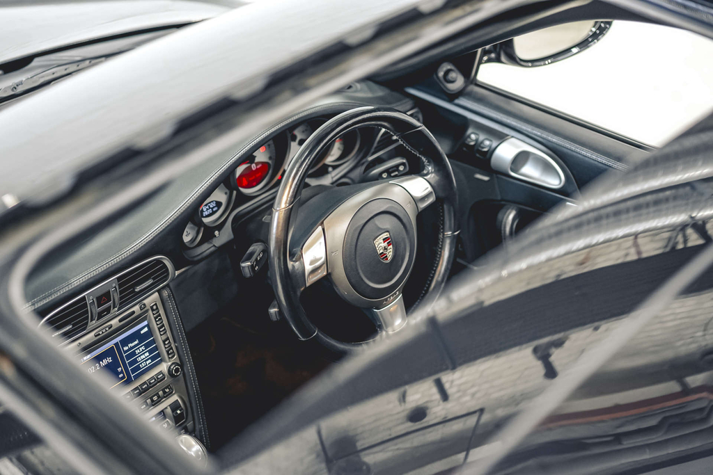 Porsche 911 3.8 Carrera 4 S Grey #31