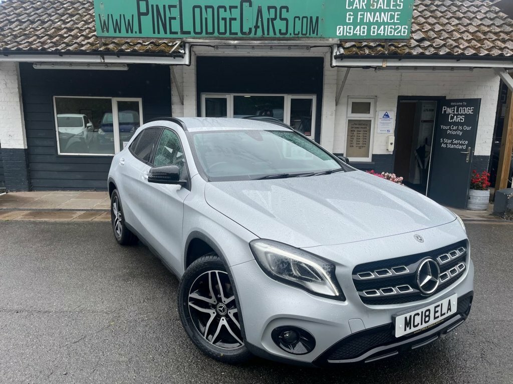 Mercedes-Benz GLA Class 1.6L Urban Edition Silver