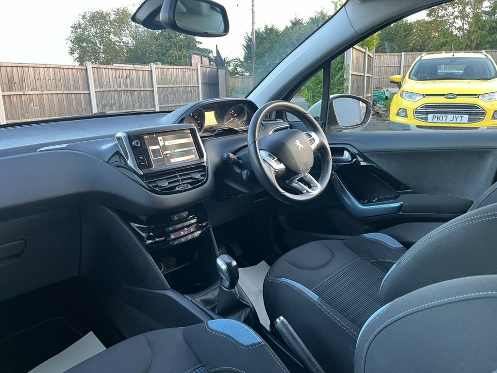 Peugeot 208 1.0 Vti Active Silver #33
