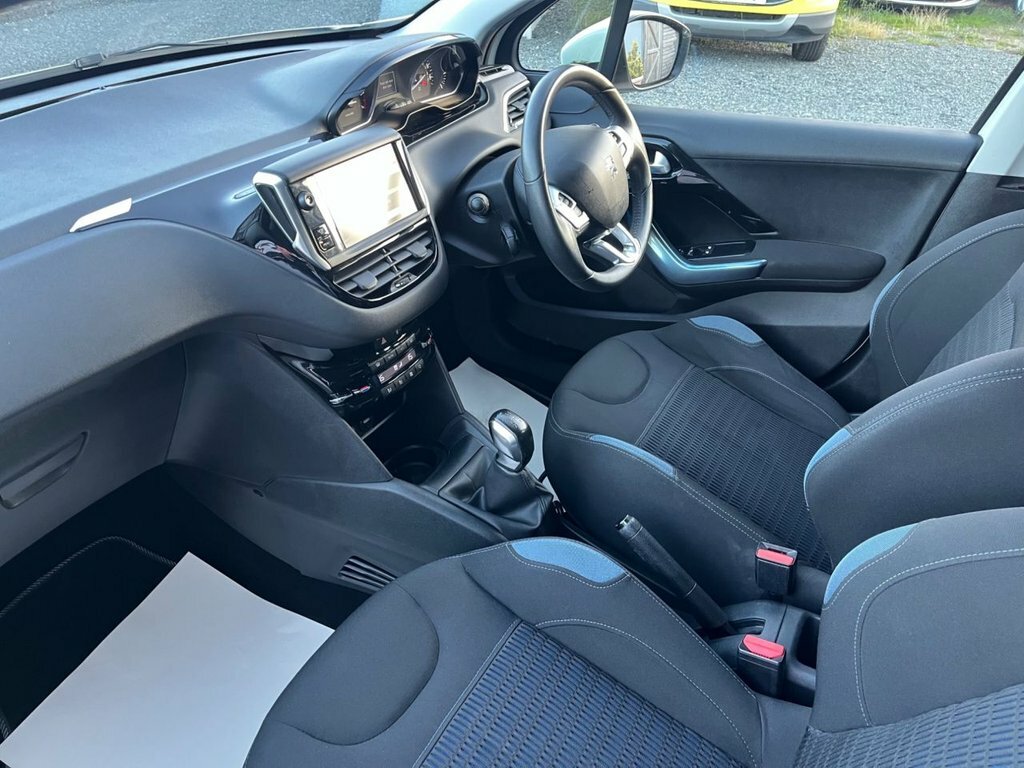 Peugeot 208 1.0 Vti Active Silver #26