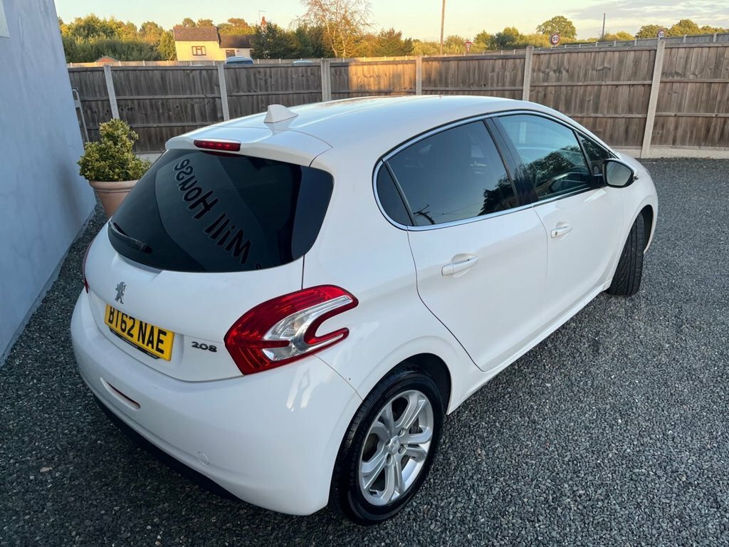 Peugeot 208 1.0 Vti Active Silver #17
