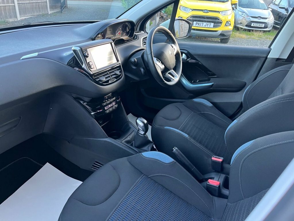 Peugeot 208 1.0 Vti Active Silver #24
