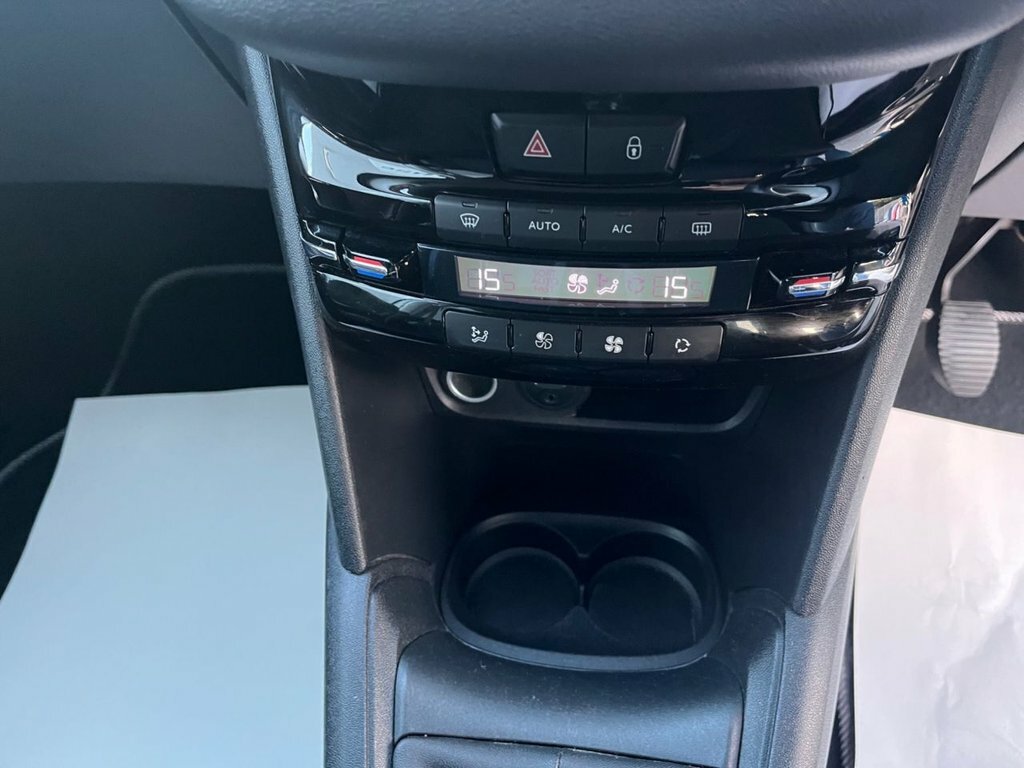 Peugeot 208 1.0 Vti Active Silver #44