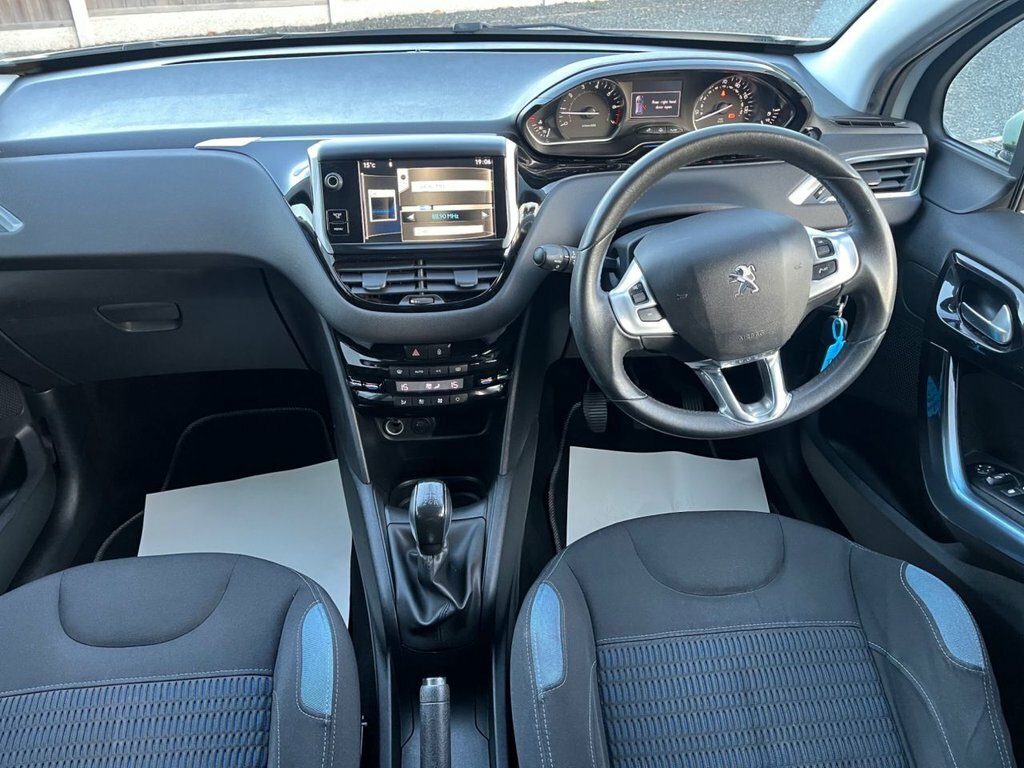 Peugeot 208 1.0 Vti Active Silver #8