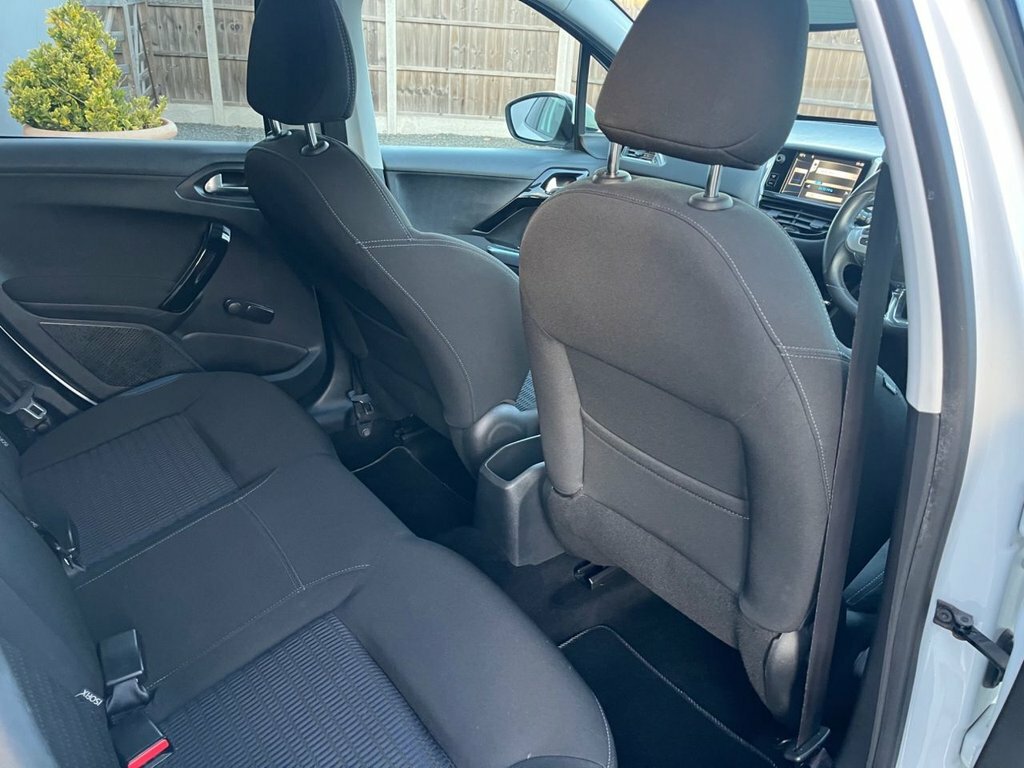 Peugeot 208 1.0 Vti Active Silver #34