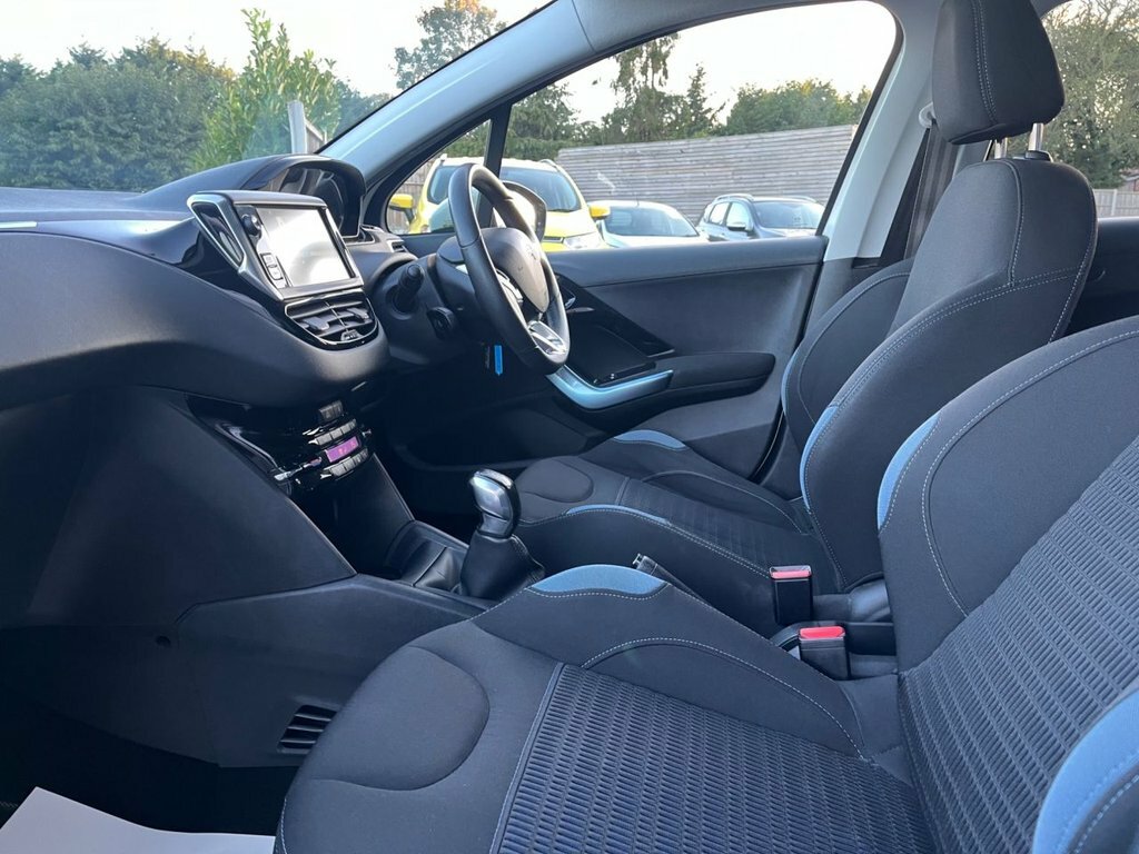 Peugeot 208 1.0 Vti Active Silver #28