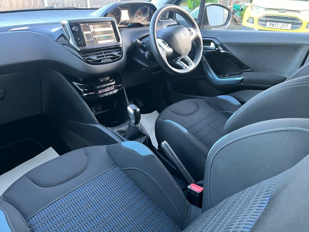 Peugeot 208 1.0 Vti Active Silver #29