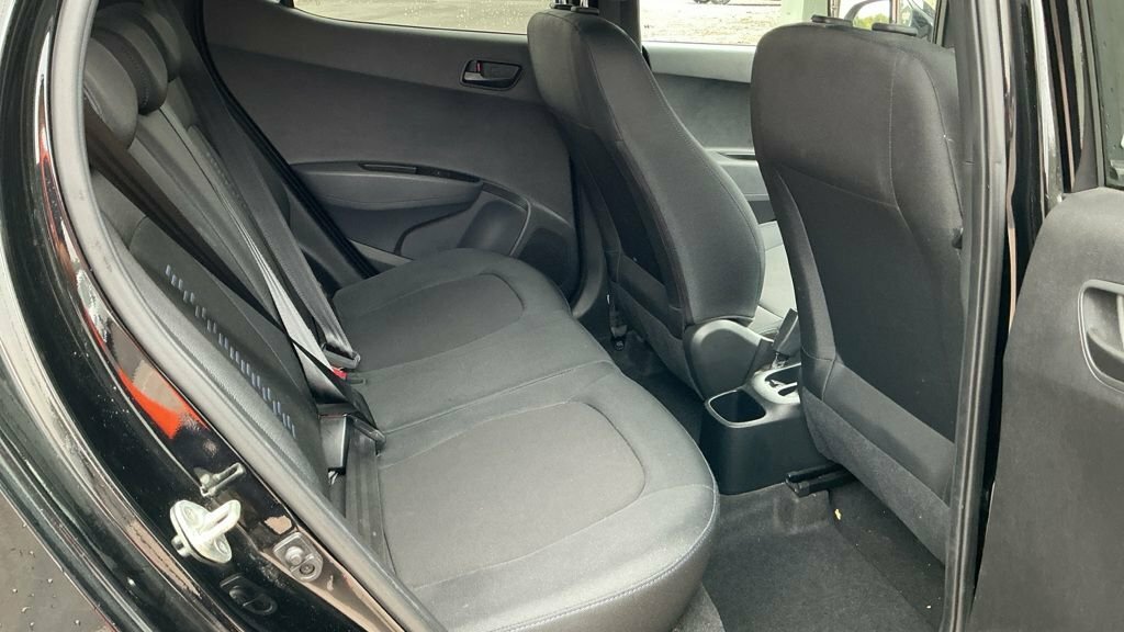 Hyundai I10 Hatchback 1.0 67Ps Play White #7
