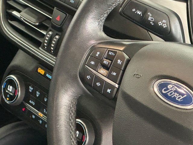 Ford Focus 1.0 Ecoboost 125 Active X White #9