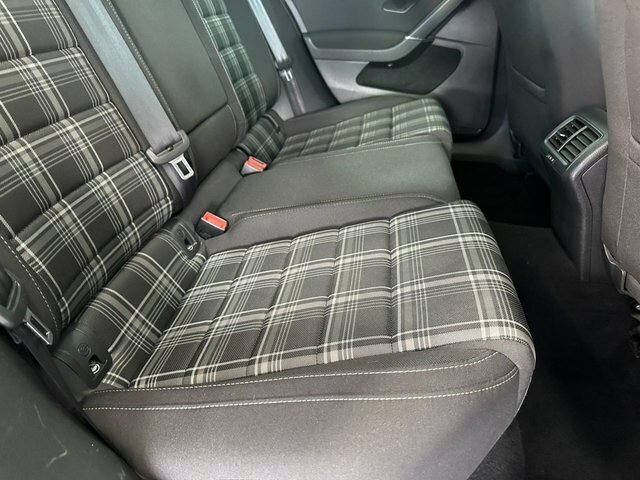 Volkswagen Golf 1.6 Tdi Bluemotion Tech Silver #10