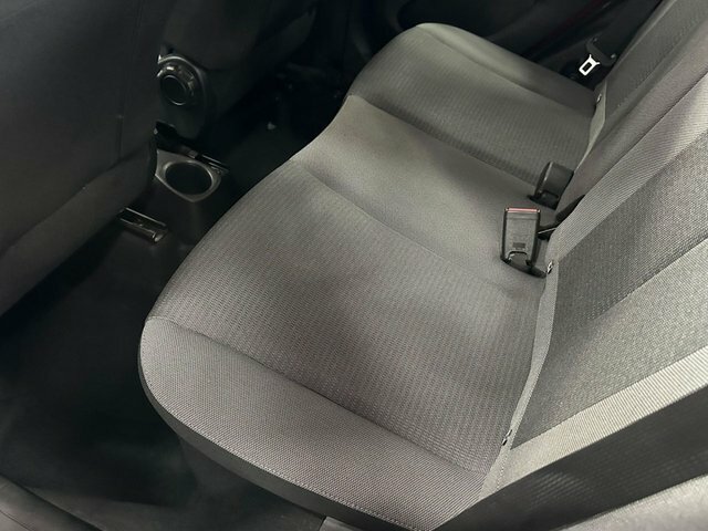 Toyota Aygo Hatchback White #15