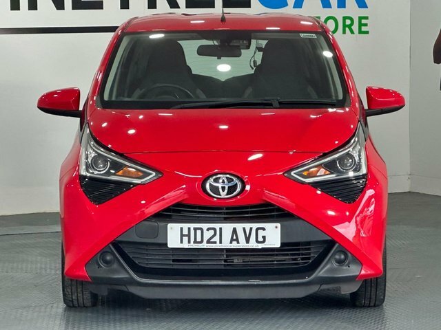 Toyota Aygo 1.0 Vvt-i X-play Hatchback X-shift Euro Red #2