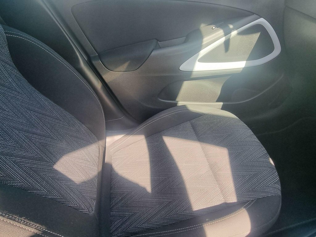 Vauxhall Crossland X Hatchback Grey #18